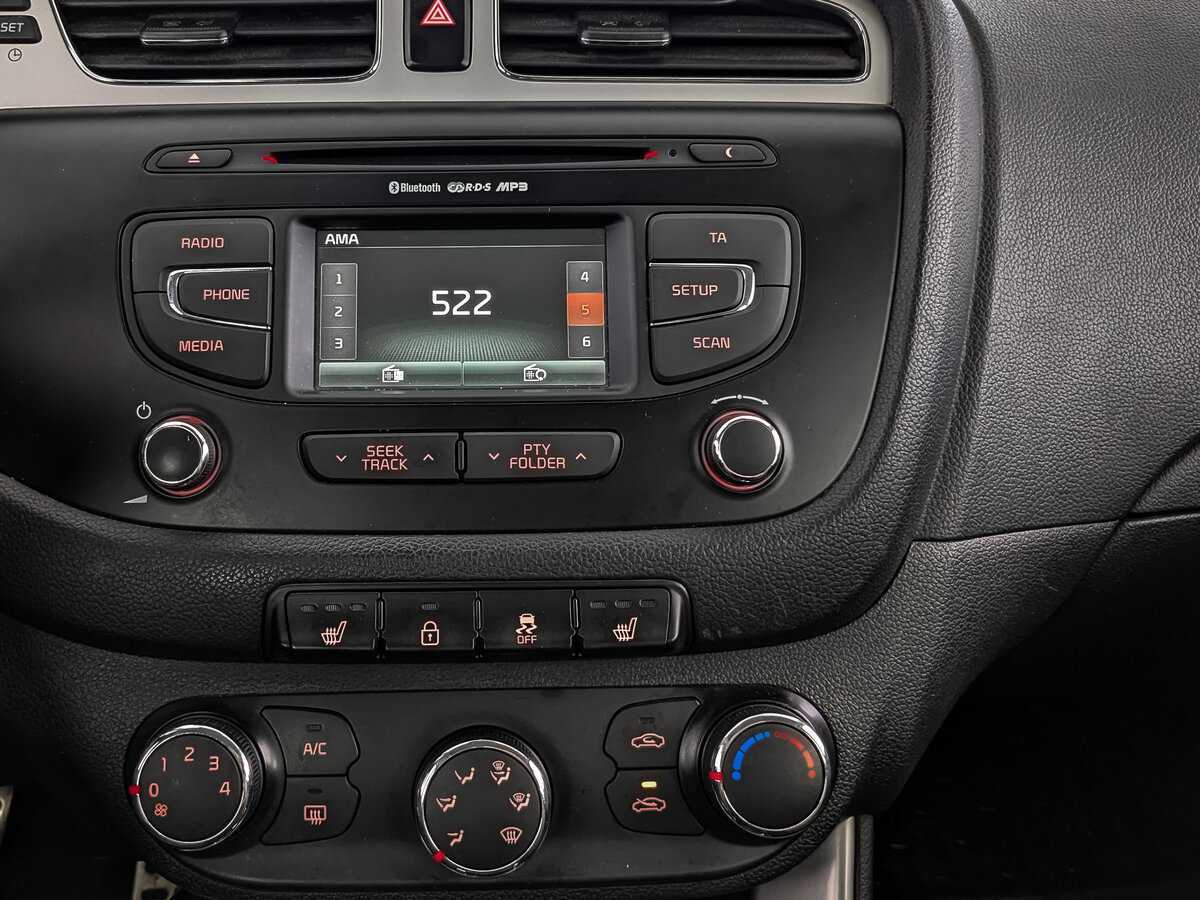 Kia Ceed с пробегом — 2014 год. Фото: #12