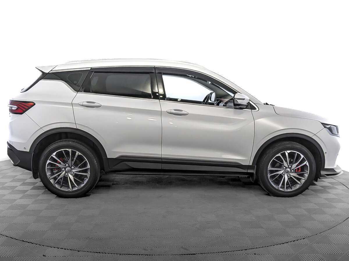 Geely Coolray с пробегом — 2021 год. Фото: #3