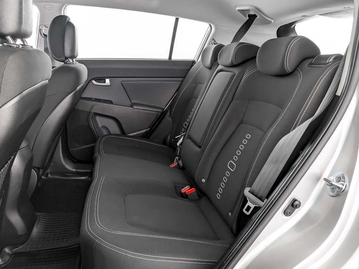 Kia Sportage с пробегом — 2015 год. Фото: #9