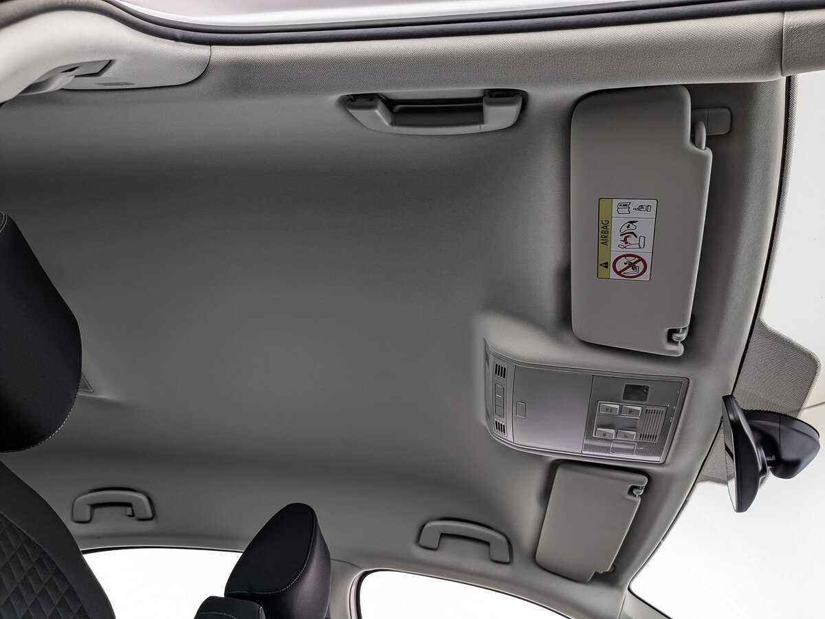 Skoda Superb с пробегом — 2021 год. Фото: #18