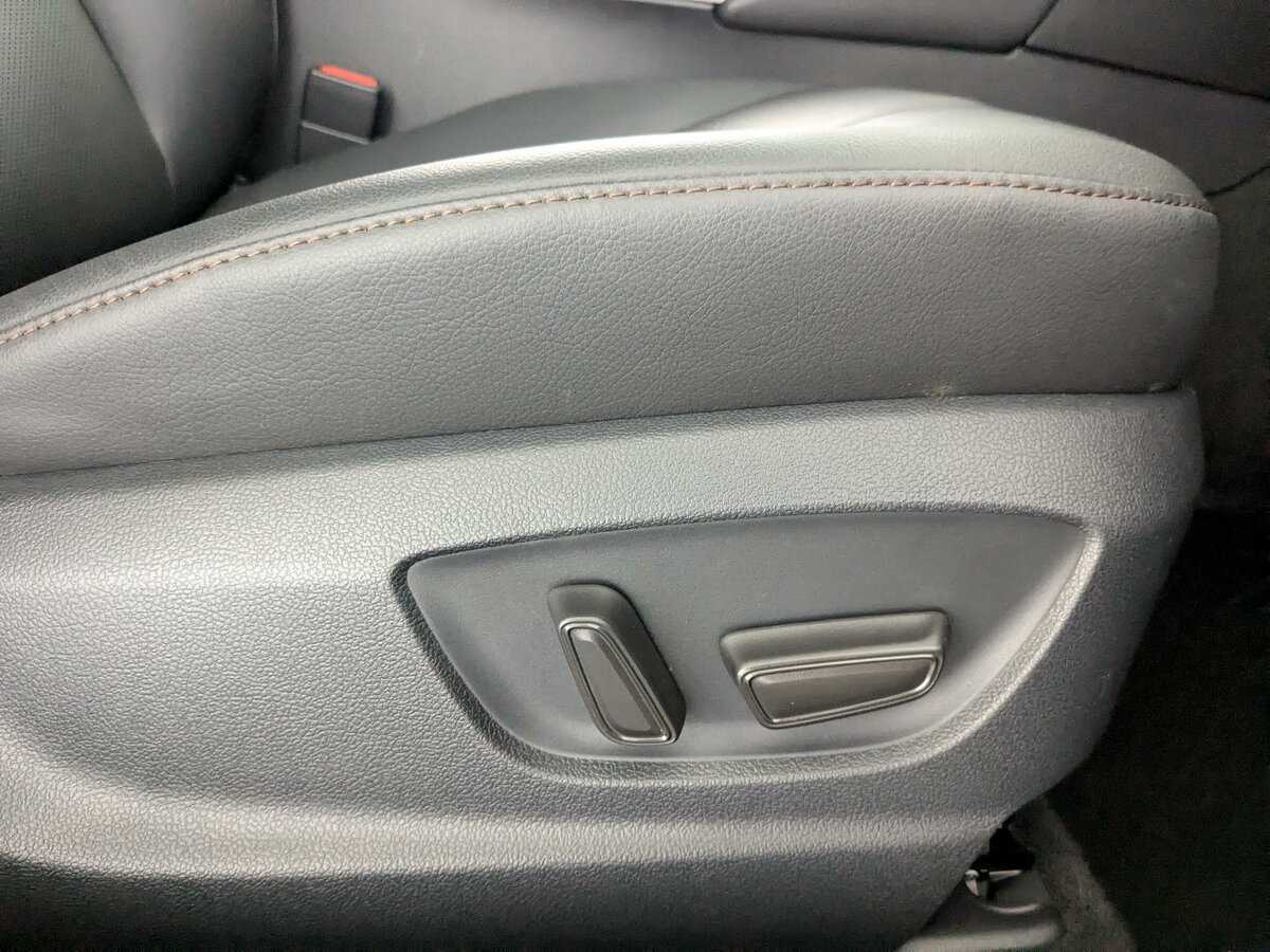 Toyota Camry с пробегом — 2020 год. Фото: #17