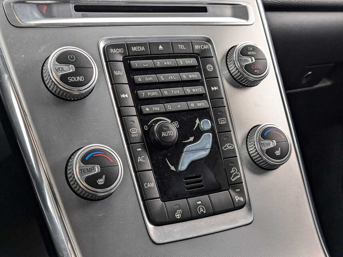 Volvo XC60 с пробегом — 2017 год. Фото: #16