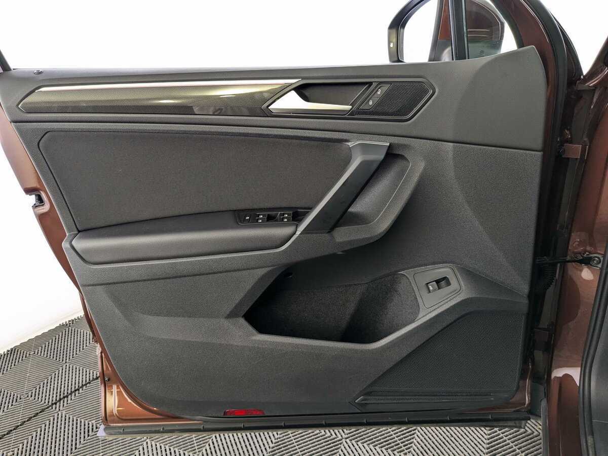 Volkswagen Tiguan с пробегом — 2021 год. Фото: #11