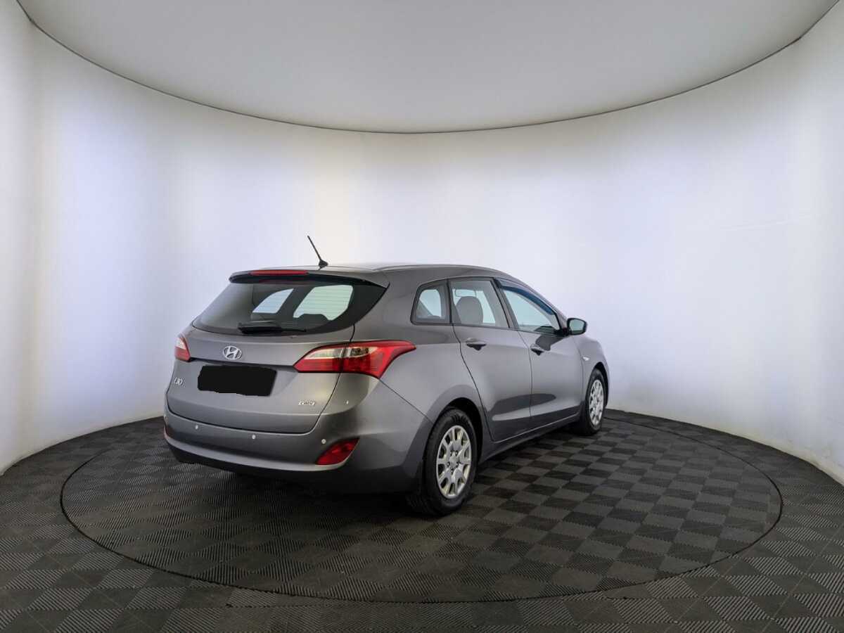 Hyundai i30 с пробегом — 2014 год. Фото: #4