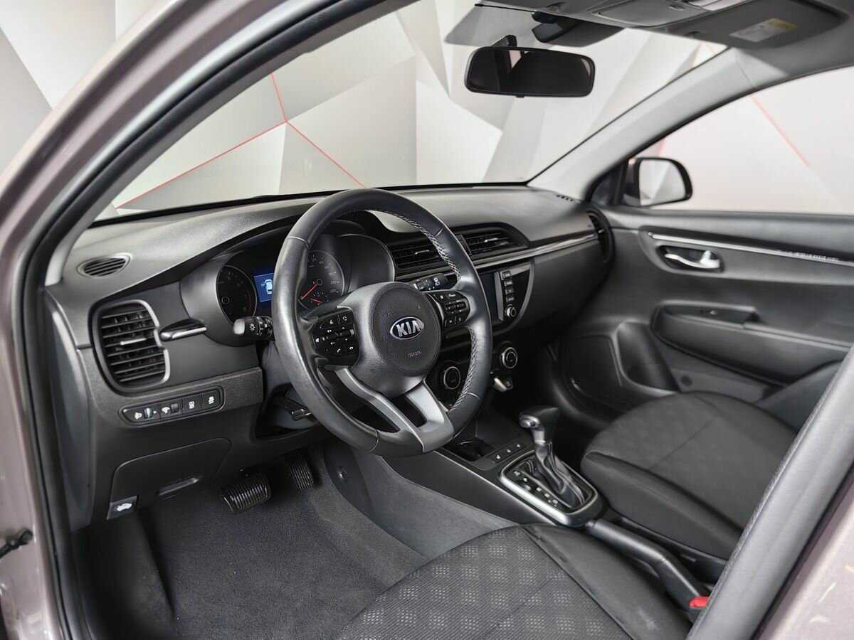 Kia Rio с пробегом — 2019 год. Фото: #13