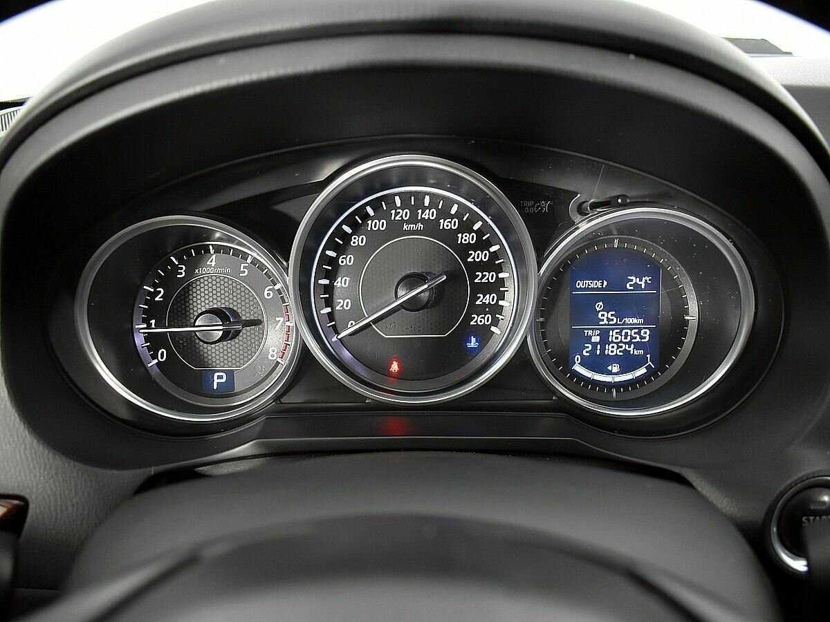 Mazda 6 с пробегом — 2013 год. Фото: #11