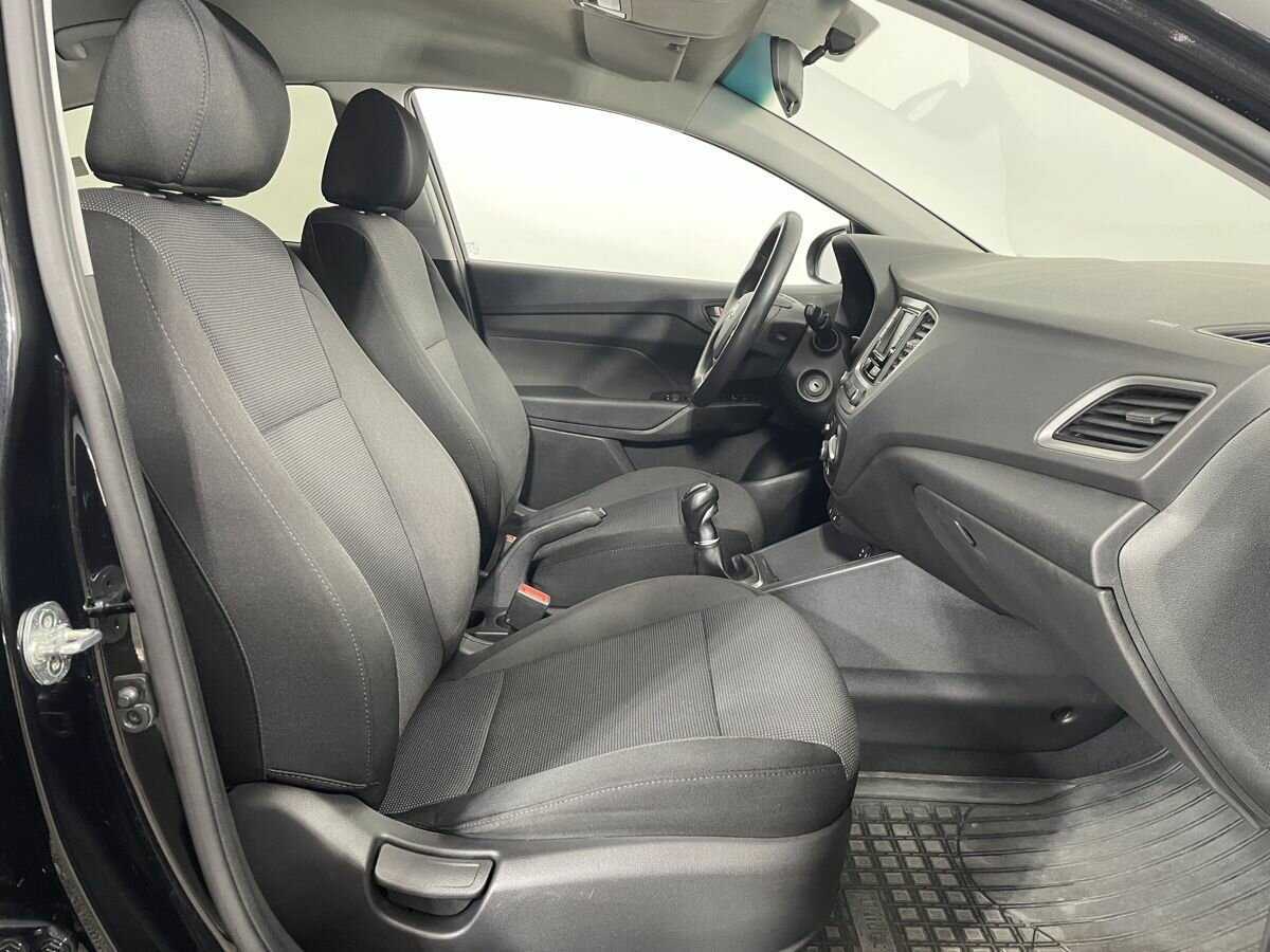 Hyundai Solaris с пробегом — 2017 год. Фото: #13