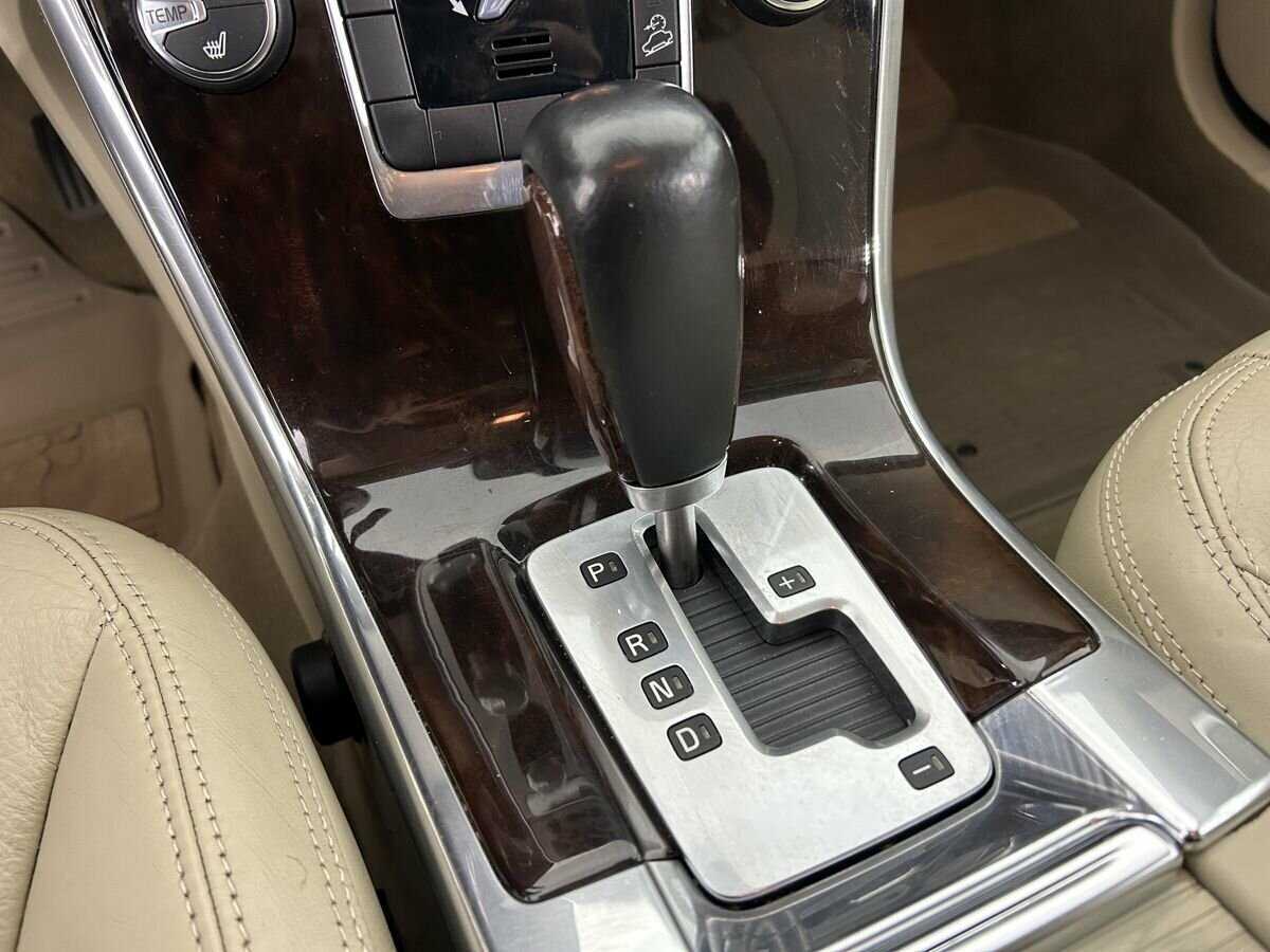 Volvo XC60 с пробегом — 2012 год. Фото: #12