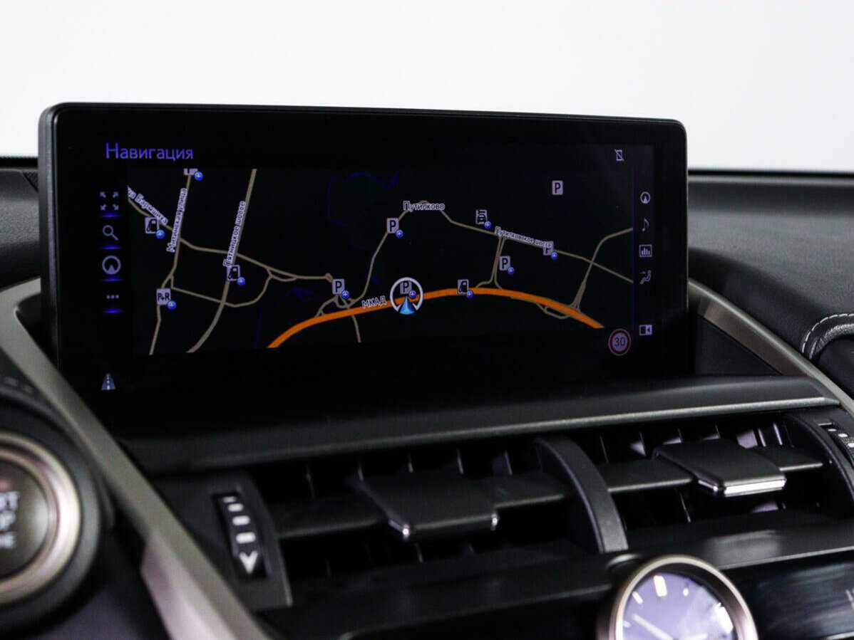 Lexus NX с пробегом — 2018 год. Фото: #18