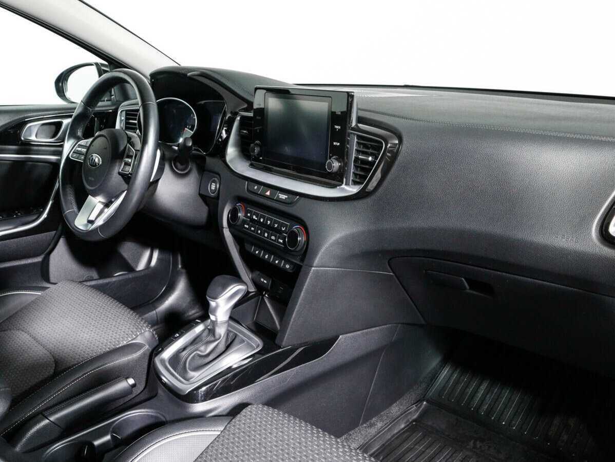 Kia Ceed с пробегом — 2020 год. Фото: #6
