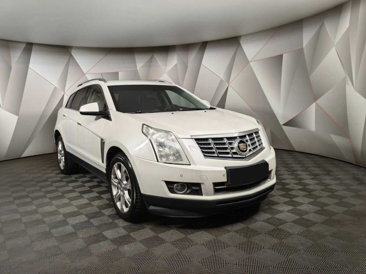 Cadillac SRX с пробегом — 2014 год. Фото: #2