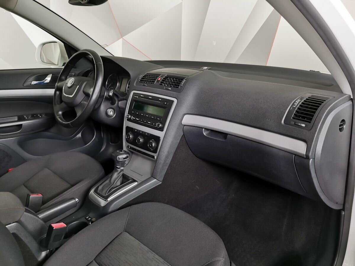Skoda Octavia с пробегом — 2012 год. Фото: #8