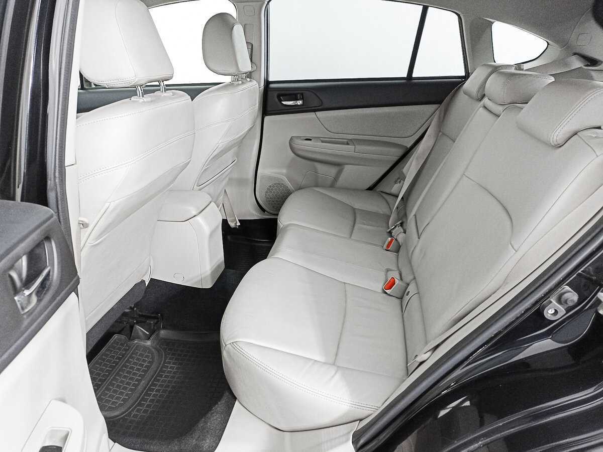 Subaru XV с пробегом — 2012 год. Фото: #7