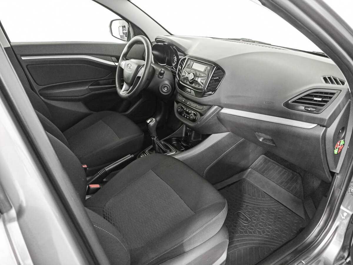 Lada (ВАЗ) Vesta с пробегом — 2017 год. Фото: #10