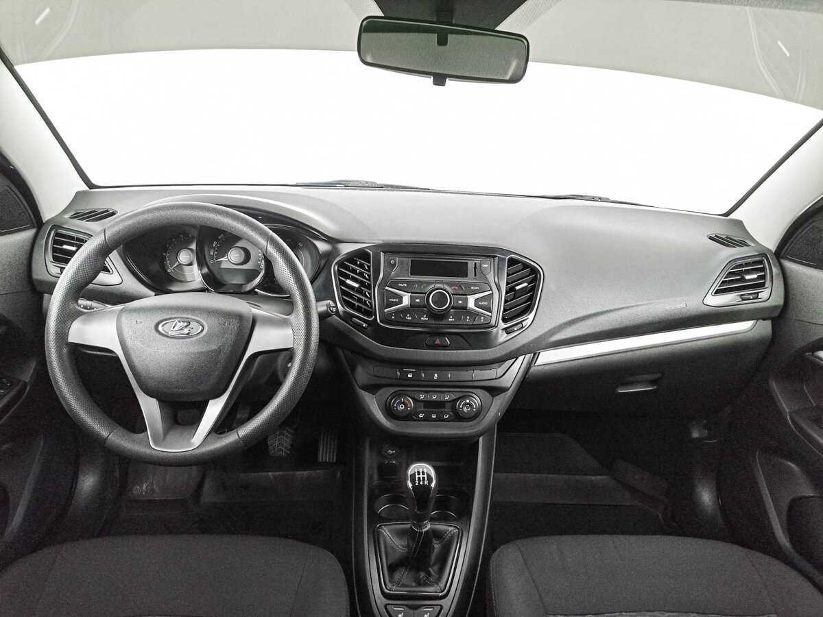 Lada (ВАЗ) Vesta с пробегом — 2017 год. Фото: #13