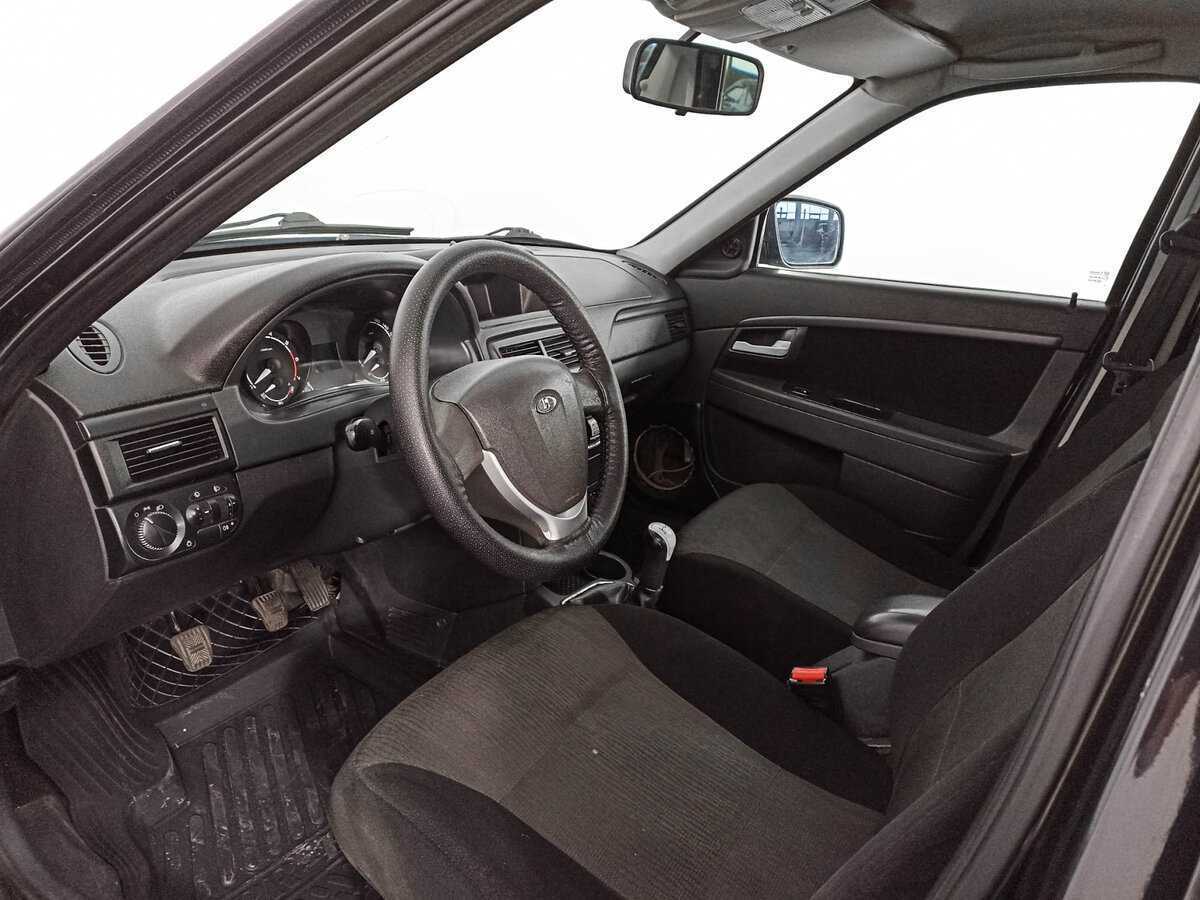 Lada (ВАЗ) Priora с пробегом — 2016 год. Фото: #13