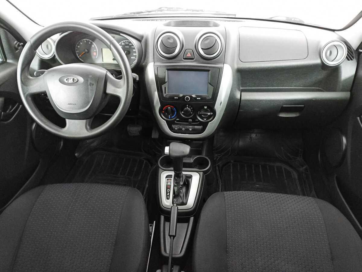 Lada (ВАЗ) Granta с пробегом — 2015 год. Фото: #11