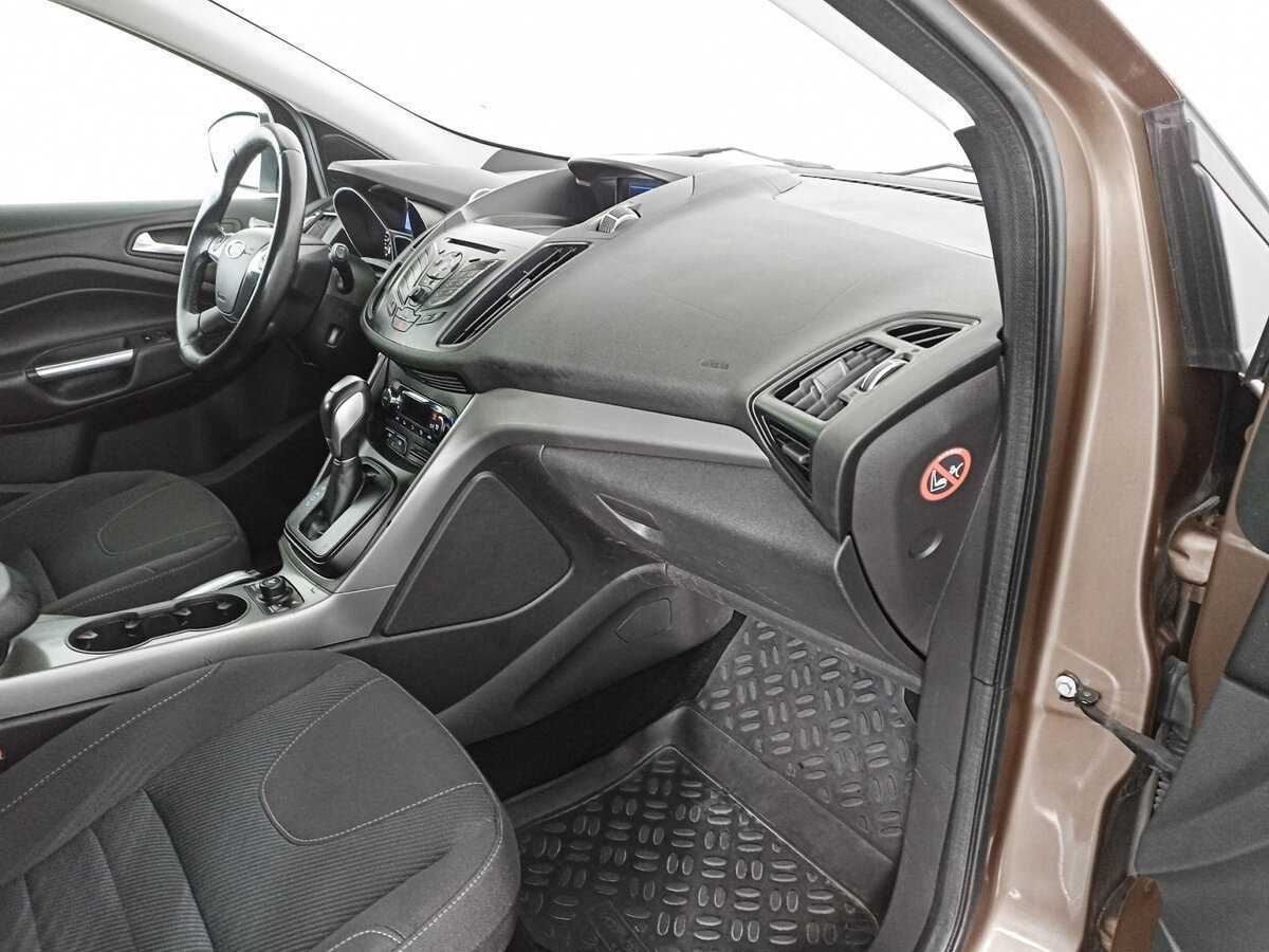 Ford Kuga с пробегом — 2013 год. Фото: #8