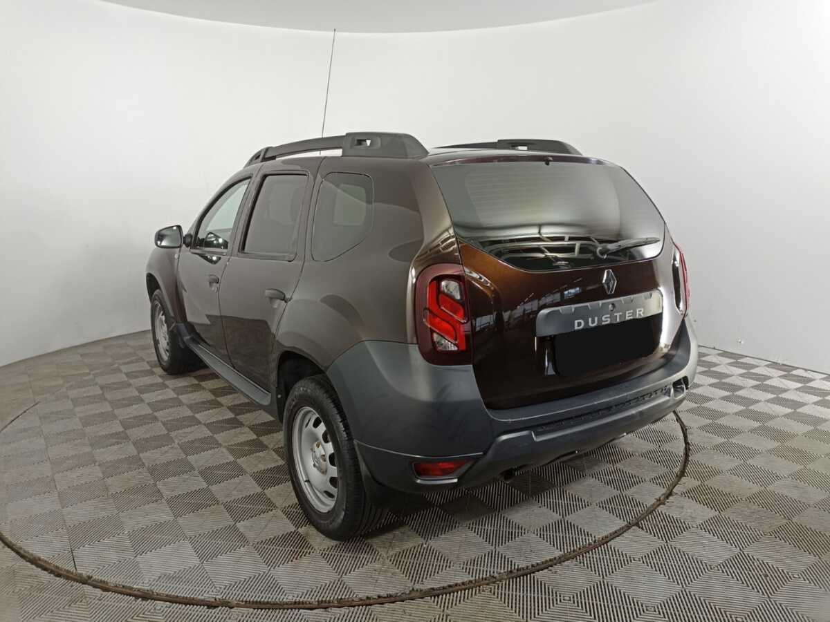 Renault Duster с пробегом — 2019 год. Фото: #6