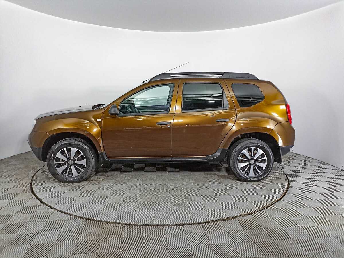 Renault Duster с пробегом — 2014 год. Фото: #7