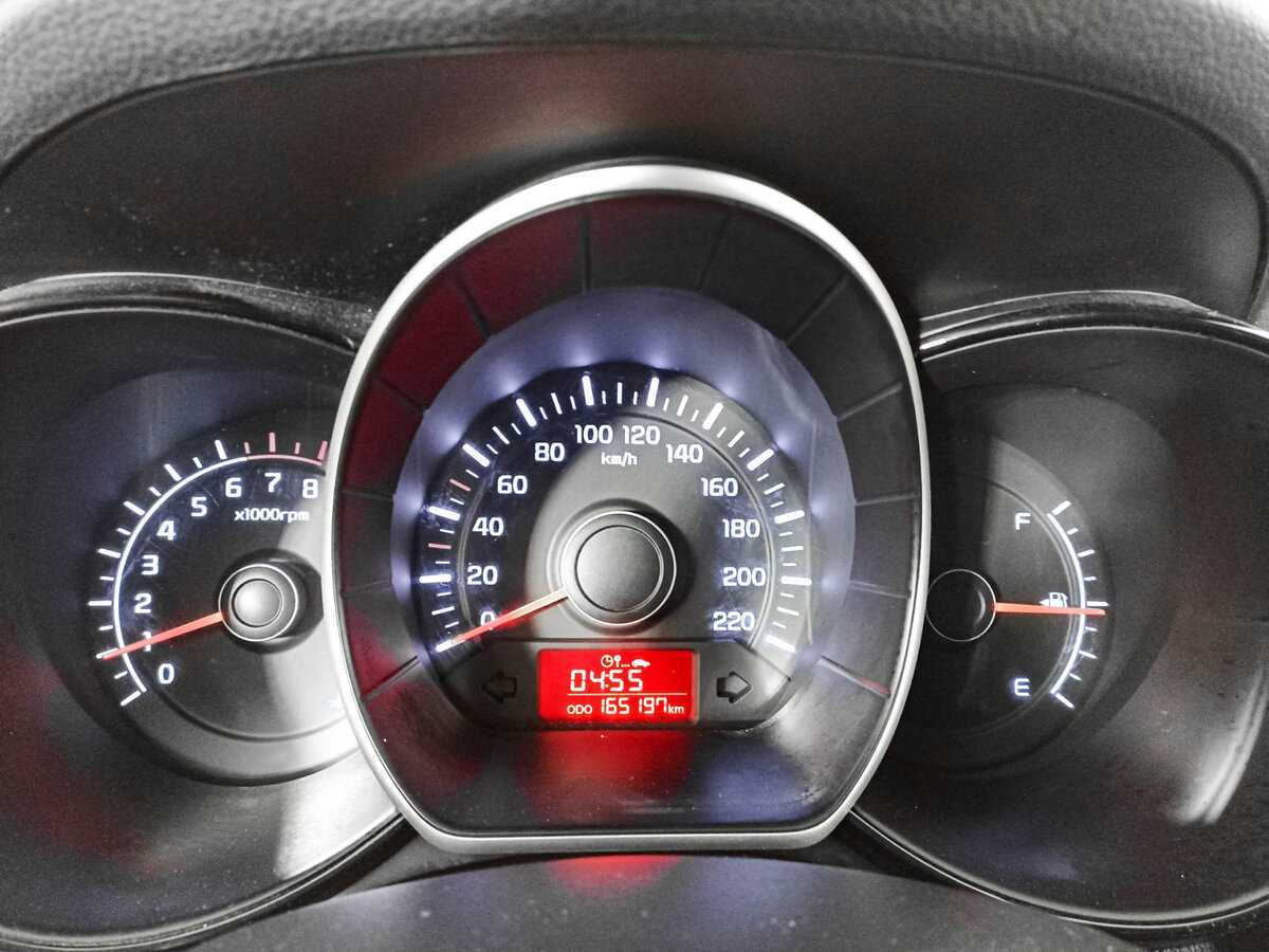 Kia Rio с пробегом — 2014 год. Фото: #10