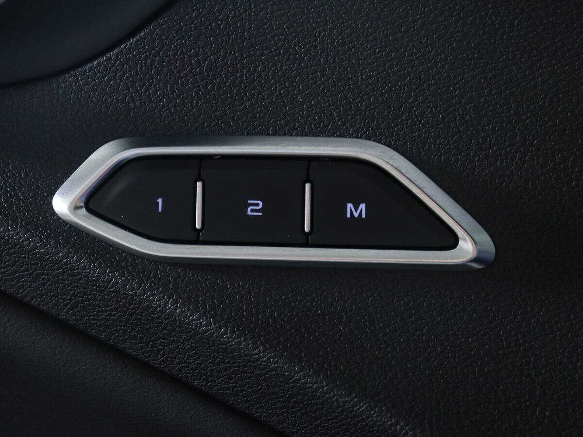 Geely Tugella с пробегом — 2022 год. Фото: #14