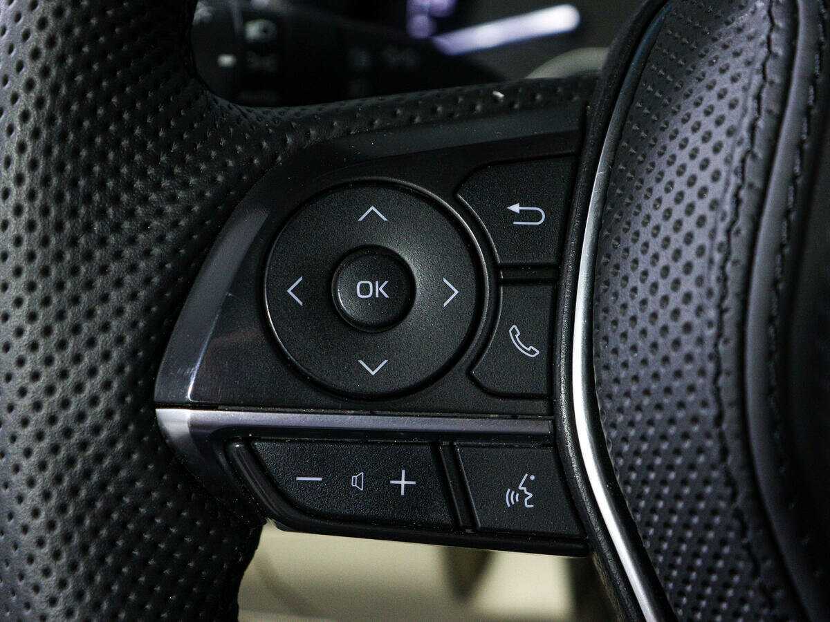 Toyota Camry с пробегом — 2021 год. Фото: #21