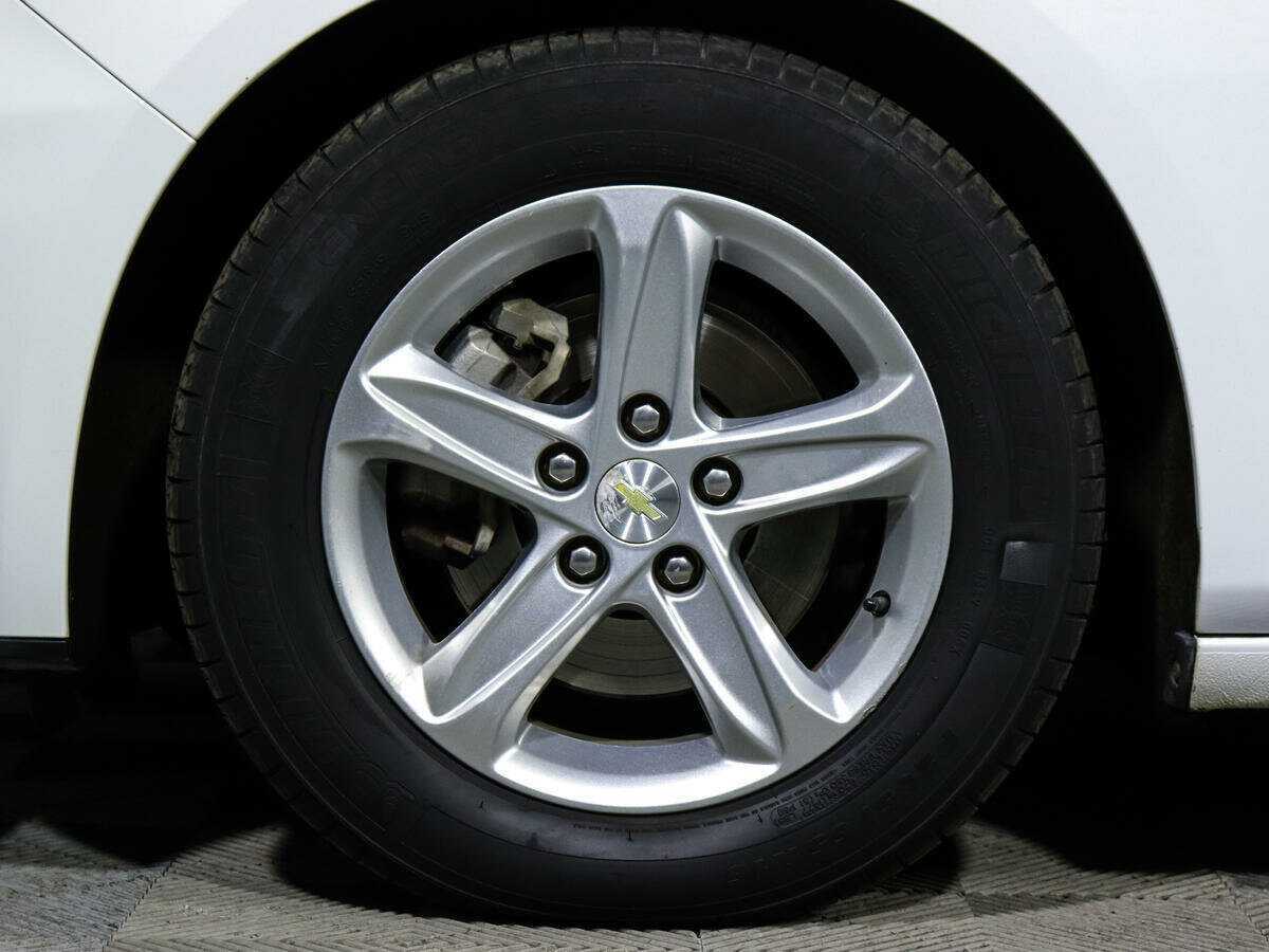 Chevrolet Malibu с пробегом — 2019 год. Фото: #14