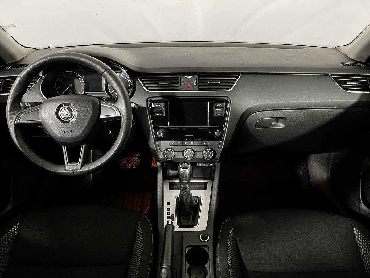 Skoda Octavia с пробегом — 2017 год. Фото: #11