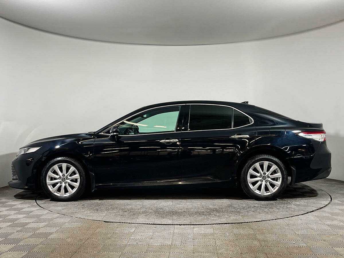 Toyota Camry с пробегом — 2018 год. Фото: #7