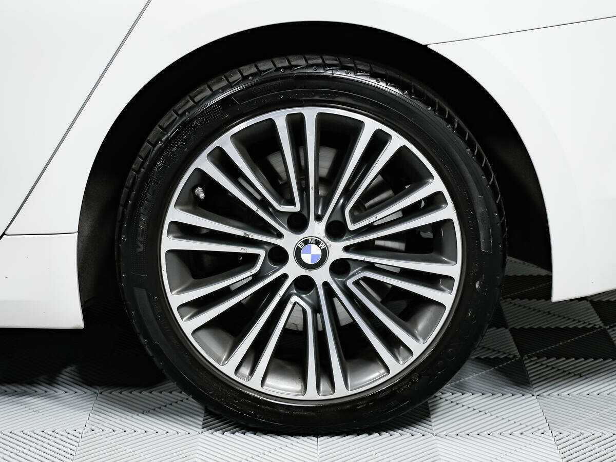 BMW 5 серии с пробегом — 2018 год. Фото: #12
