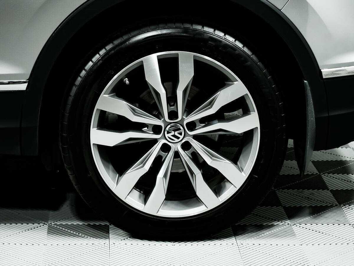 Volkswagen Tiguan с пробегом — 2019 год. Фото: #13