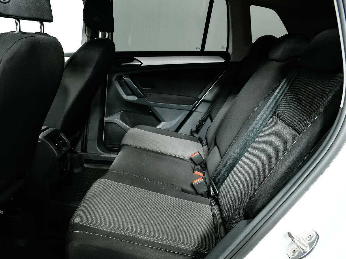 Volkswagen Tiguan с пробегом — 2021 год. Фото: #11