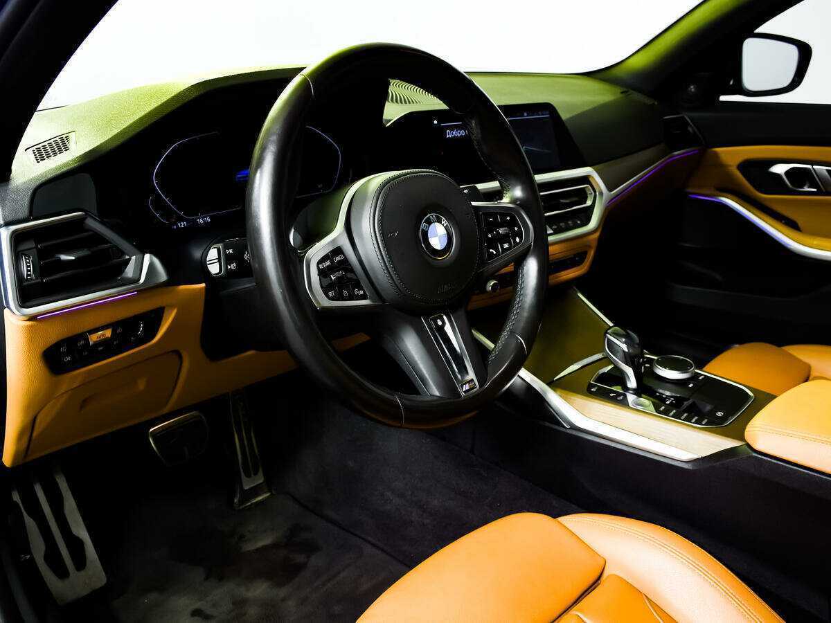 BMW 3 серии с пробегом — 2019 год. Фото: #12