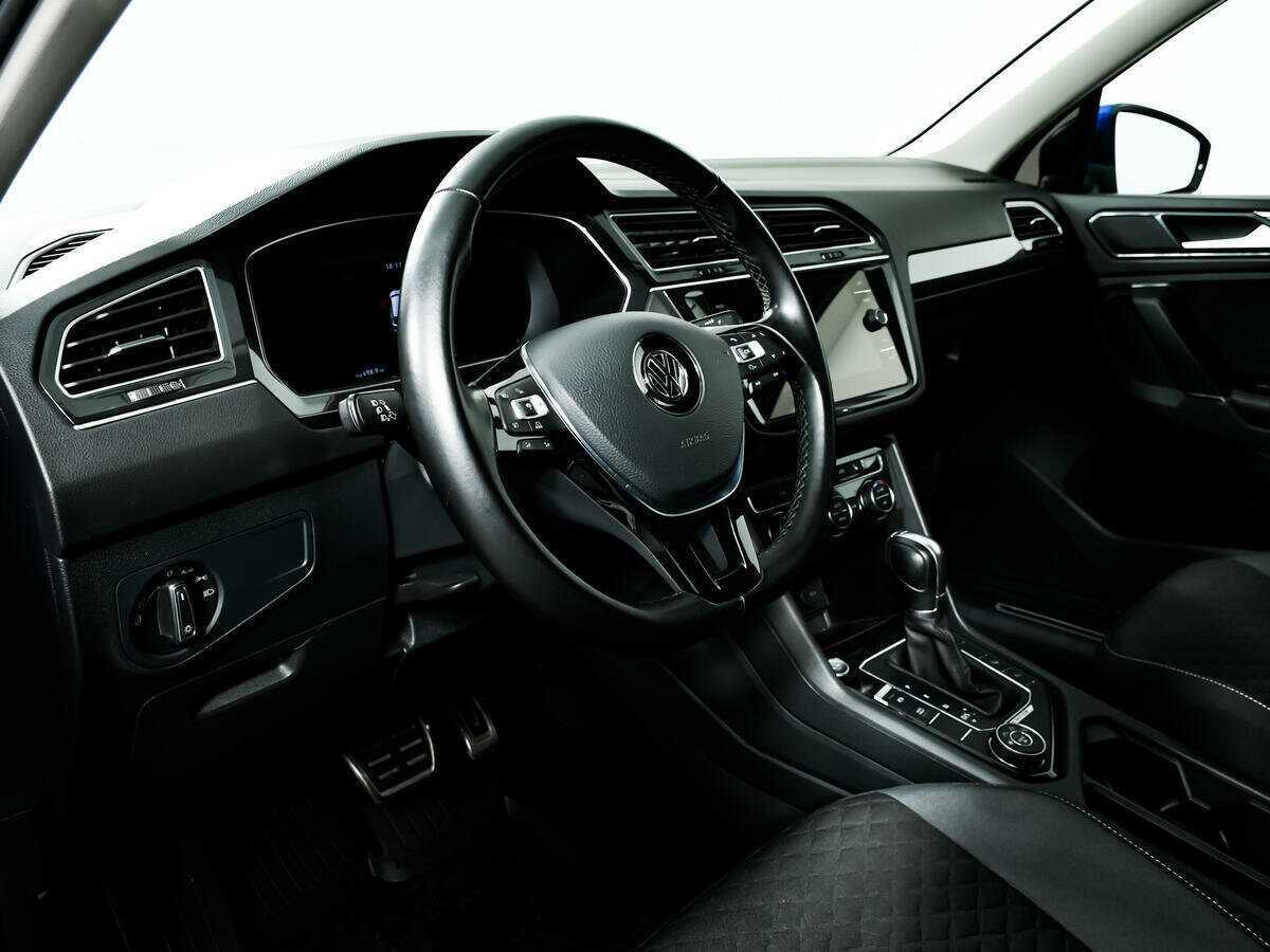 Volkswagen Tiguan с пробегом — 2018 год. Фото: #12