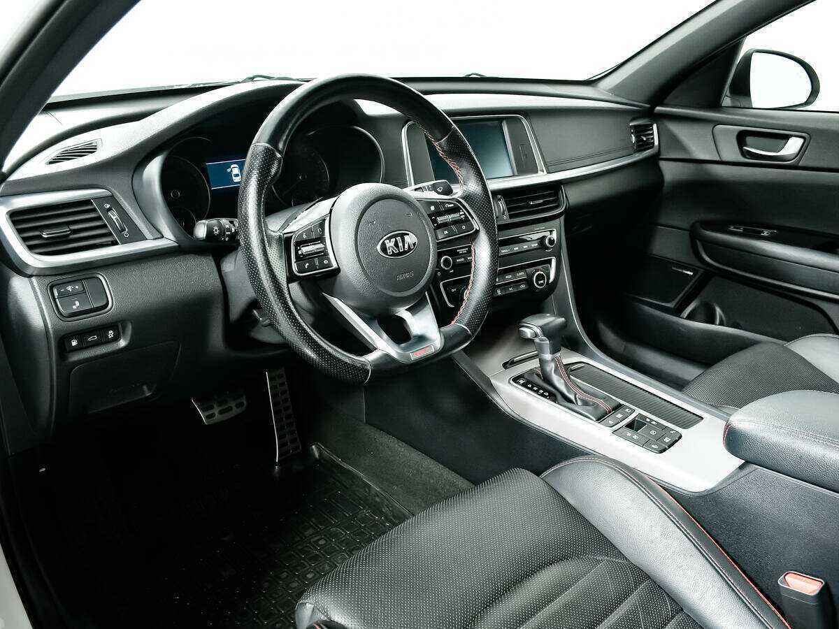 Kia Optima с пробегом — 2018 год. Фото: #12