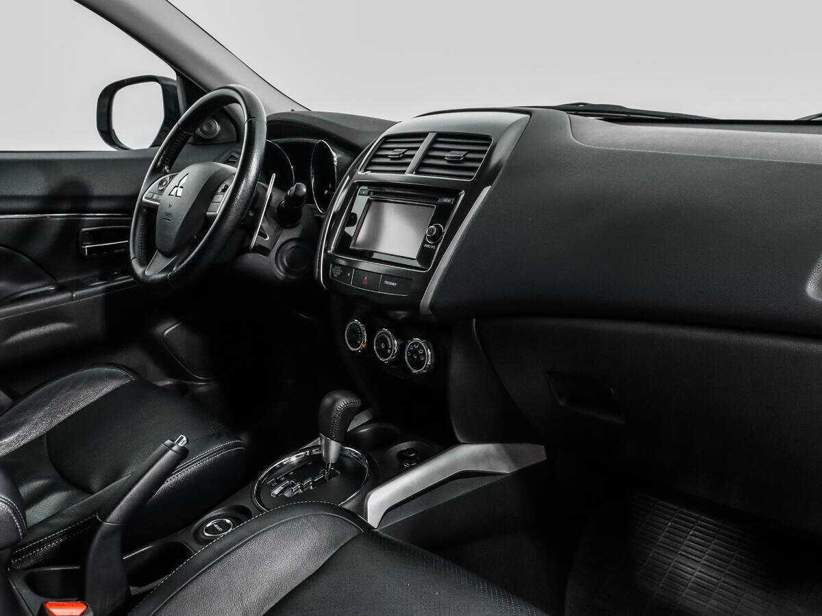 Mitsubishi ASX с пробегом — 2012 год. Фото: #12