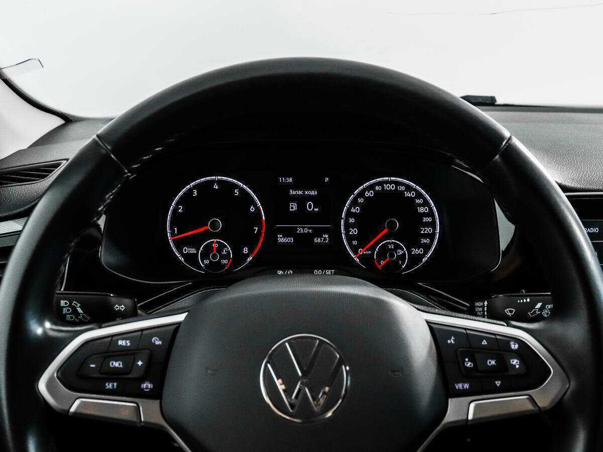 Volkswagen Polo с пробегом — 2020 год. Фото: #14