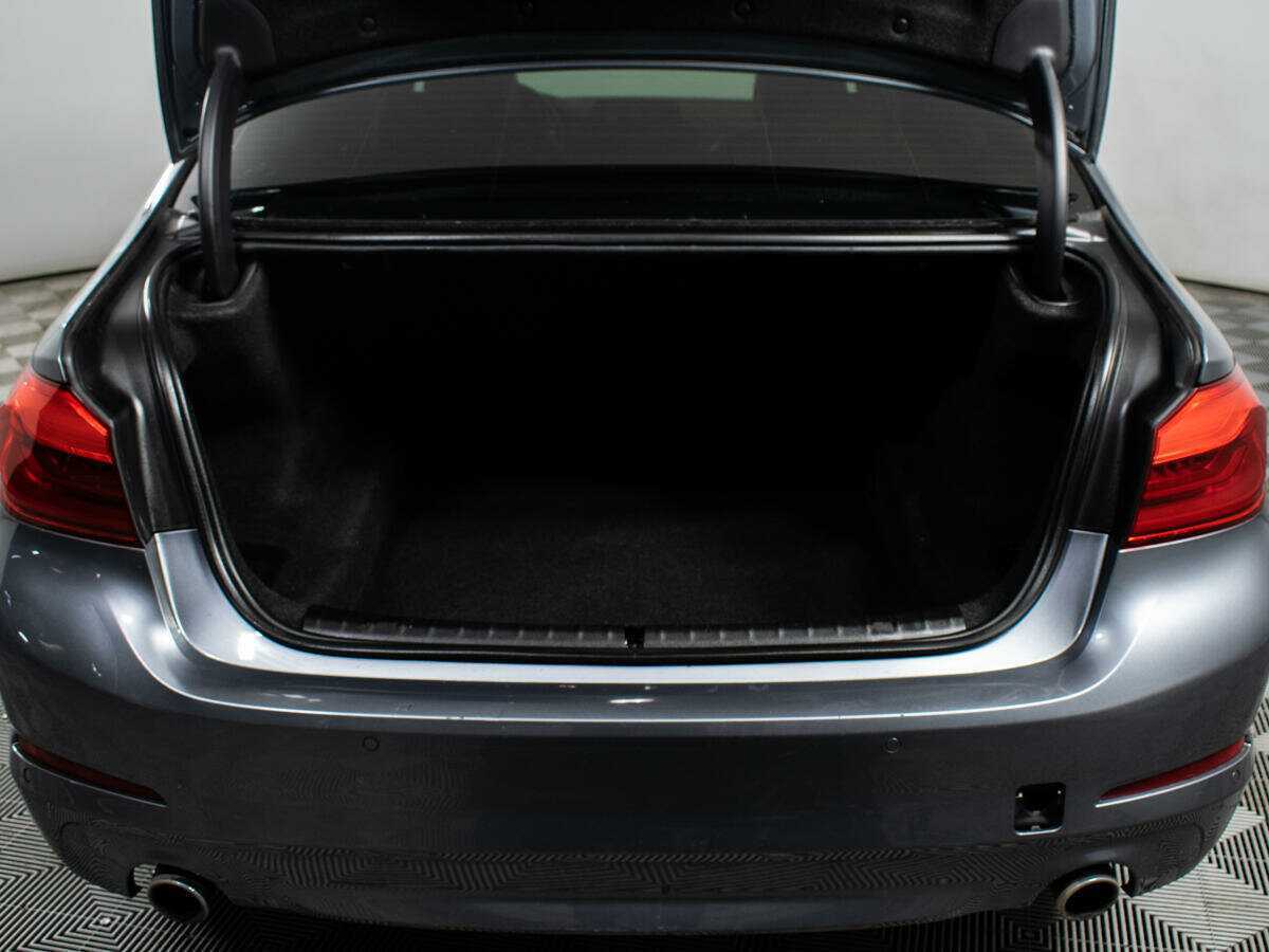 BMW 5 серии с пробегом — 2018 год. Фото: #11