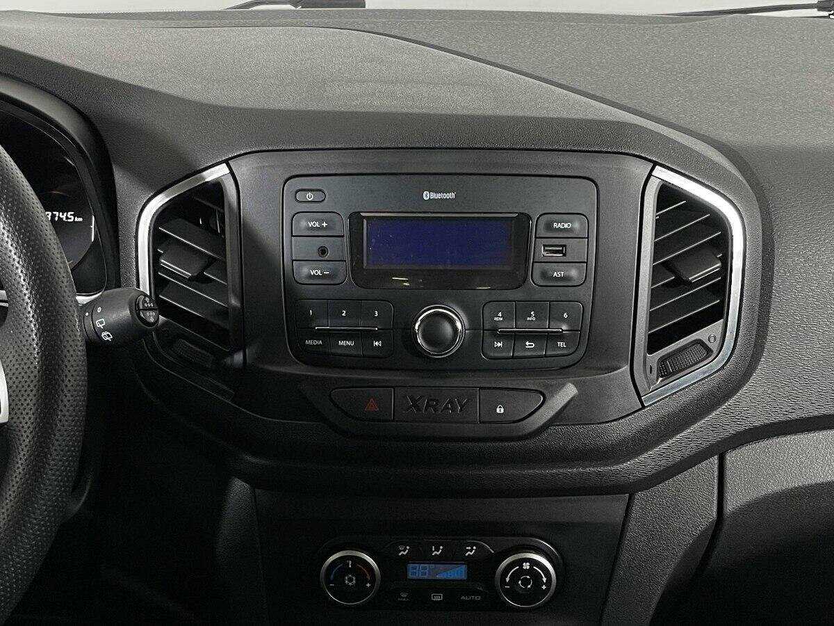 Lada (ВАЗ) XRAY с пробегом — 2019 год. Фото: #10