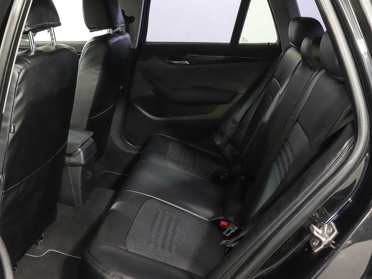 BMW X1 с пробегом — 2012 год. Фото: #9