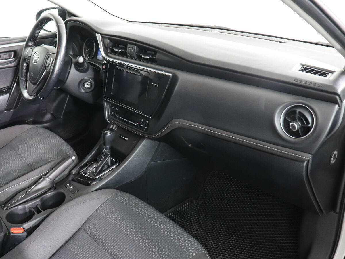 Toyota Corolla с пробегом — 2018 год. Фото: #9