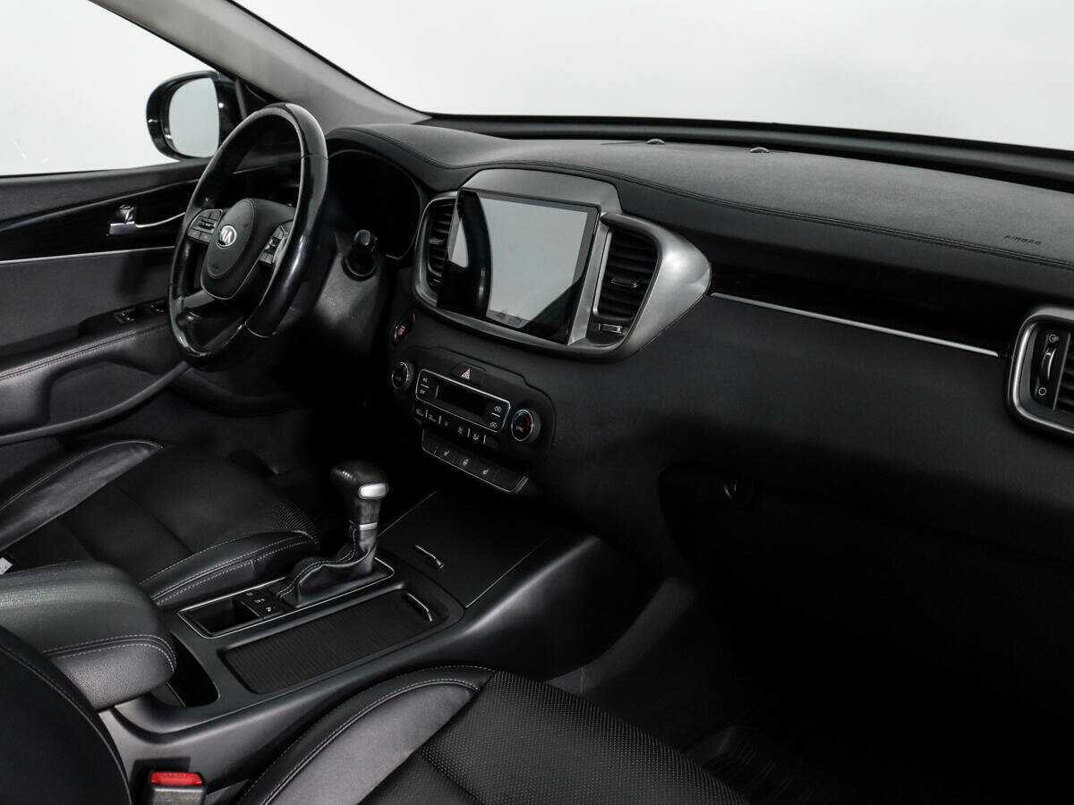 Kia Sorento с пробегом — 2019 год. Фото: #9