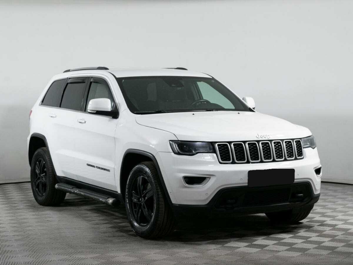 Jeep Grand Cherokee с пробегом — 2018 год. Фото: #2