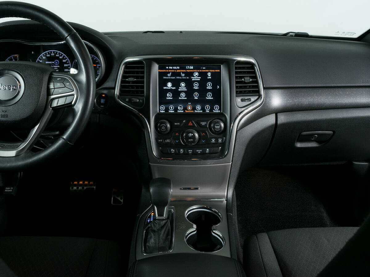 Jeep Grand Cherokee с пробегом — 2018 год. Фото: #10