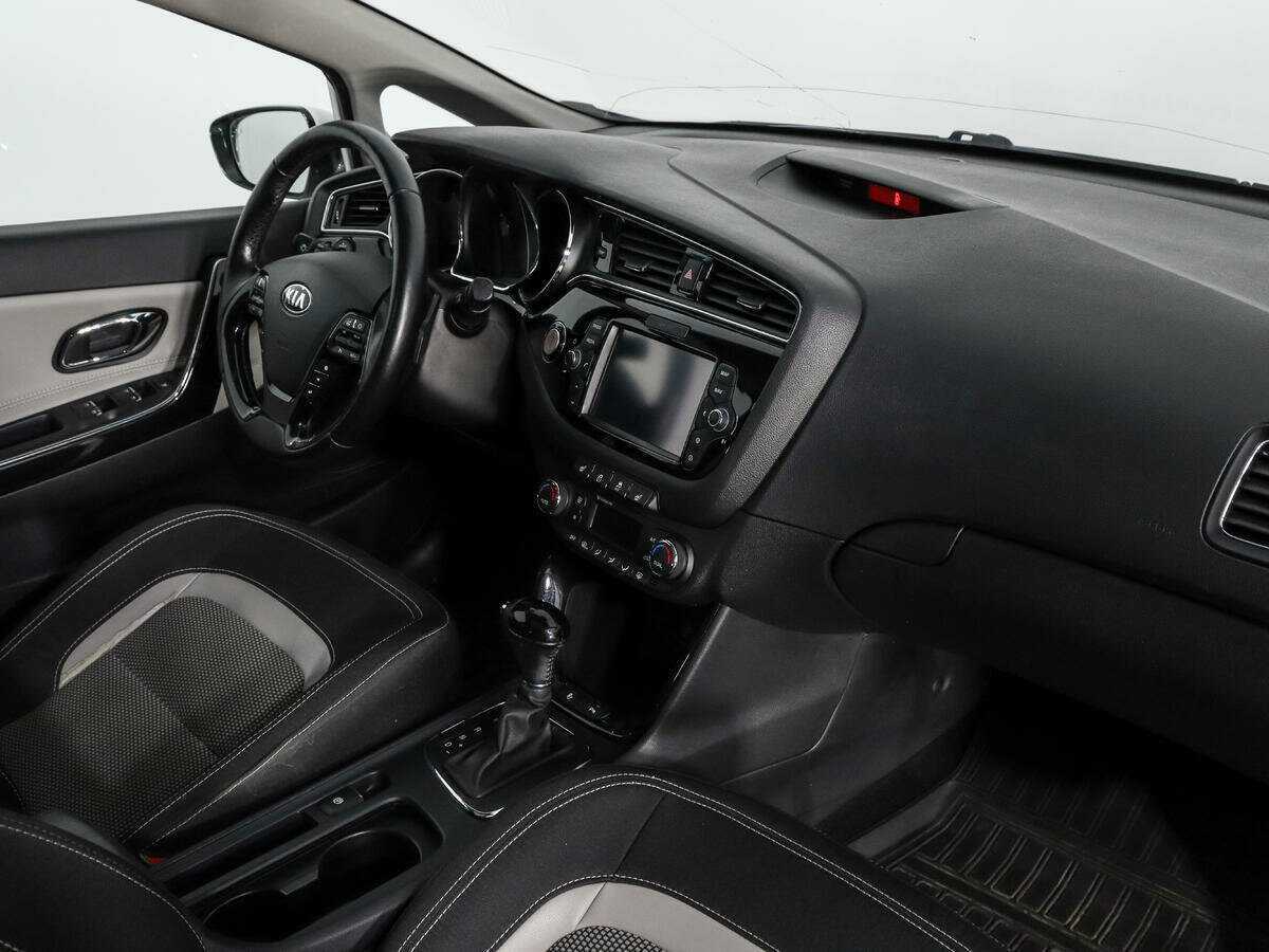 Kia Ceed с пробегом — 2016 год. Фото: #12