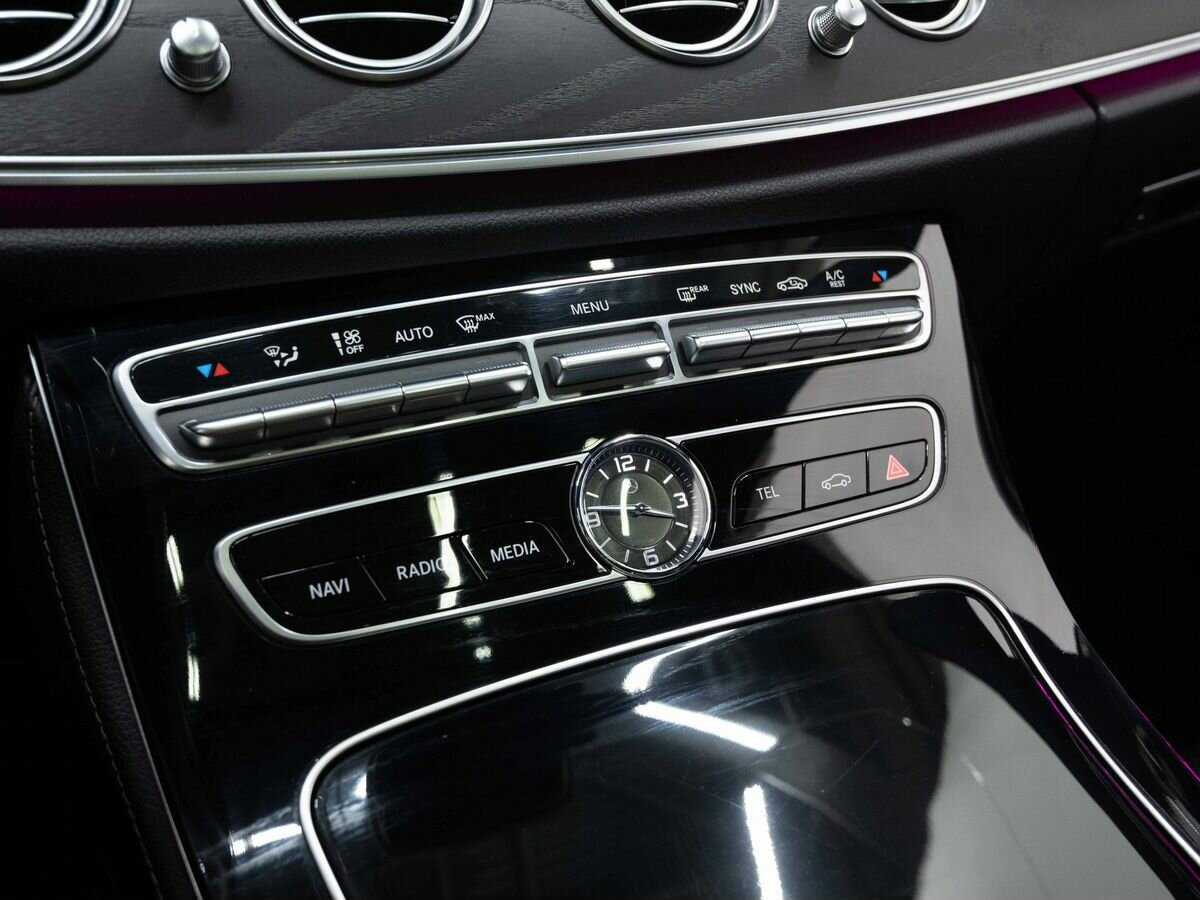 Mercedes-Benz E-Класс с пробегом — 2016 год. Фото: #19