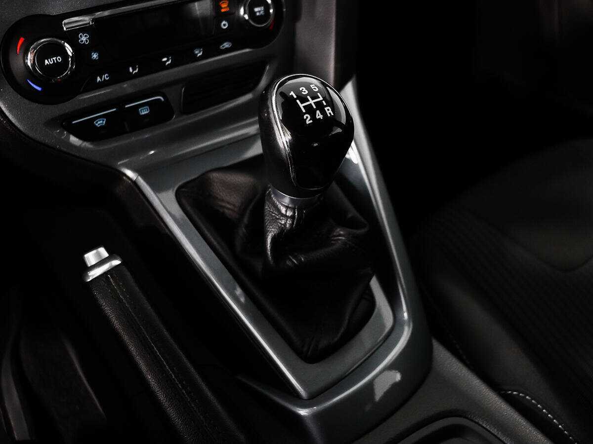 Ford Focus с пробегом — 2014 год. Фото: #9