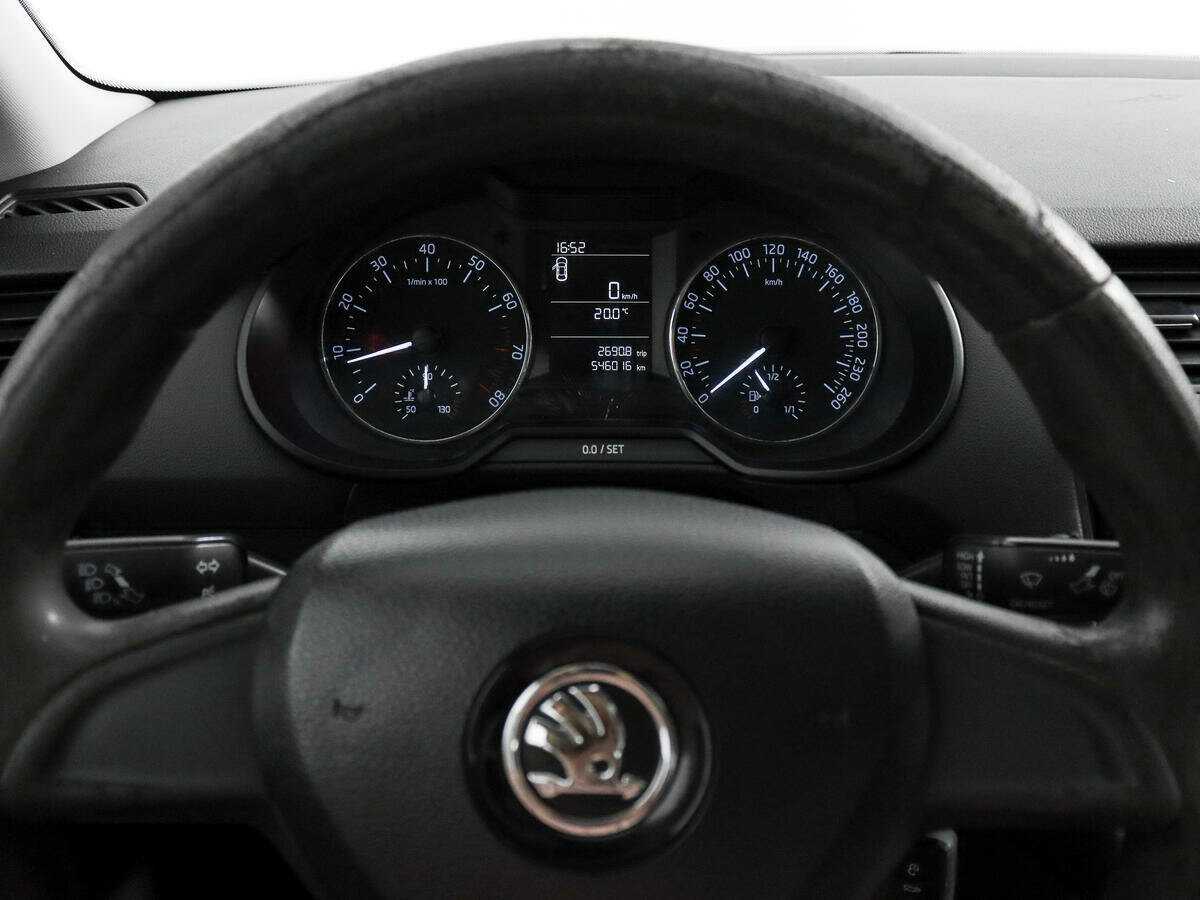 Skoda Octavia с пробегом — 2016 год. Фото: #14