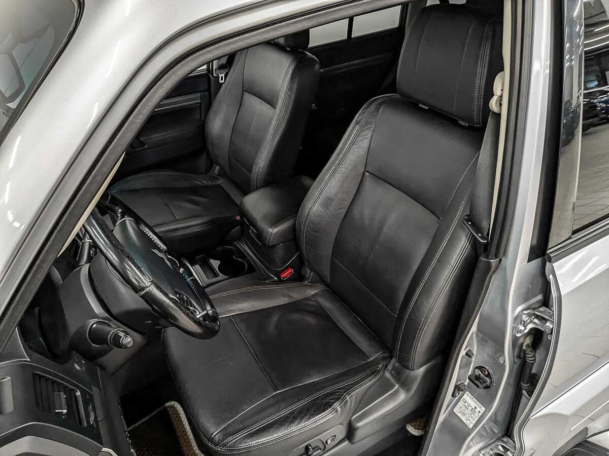 Mitsubishi Pajero с пробегом — 2014 год. Фото: #19